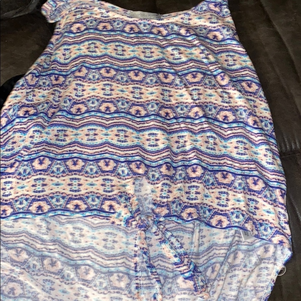 Tank - Picture 2 of 3